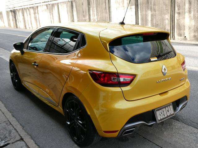 ルーテシア ルノースポール　シャシーカップ　１．６Ｌターボエンジン　ＲＳモード　純正バケットシート　ＥＴＣ　クルーズコントロール　パドルシフト　純正アルミホイル　バスフレックススピーカー（27枚目）