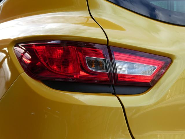 ルーテシア ルノースポール　シャシーカップ　１．６Ｌターボエンジン　ＲＳモード　純正バケットシート　ＥＴＣ　クルーズコントロール　パドルシフト　純正アルミホイル　バスフレックススピーカー（31枚目）