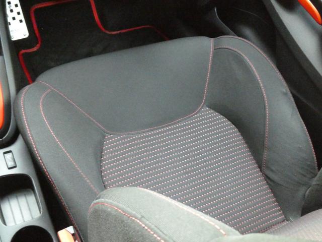 ルーテシア ルノースポール　シャシーカップ　１．６Ｌターボエンジン　ＲＳモード　純正バケットシート　ＥＴＣ　クルーズコントロール　パドルシフト　純正アルミホイル　バスフレックススピーカー（62枚目）