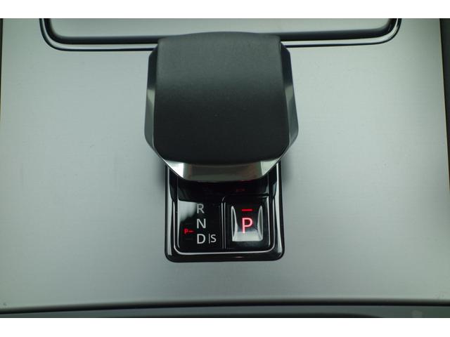 ディスカバリースポーツ Ｓ　Ｄ２００　シートヒーター　ステアリングヒーター　手動リアゲート　運転席シートメモリー　３６０度カメラ　カープレイ接続　大型ナビモニター　アダプティブクルーズコントロール　デモカーアップ車両（38枚目）