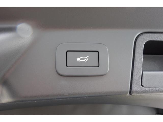 レンジローバーヴェラール ダイナミック　ＨＳＥ　Ｄ２００　スライディングパノラミックルーフ　メリディアン　インテリアライト　エアサスペンション　前席シートエアコン　後席シートヒーター　３６０度カメラ　電動リアゲート　運転席シートメモリー　ＥＴＣ２．０（30枚目）