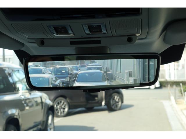 �����hῃC���e���A���A�r���[�~���[�@�㑱�Ԃ̃w�b�h���C�g�̂܂Ԃ����������I�ɗ}���܂��B�N���A�T�C�g�C���e���A���A�r���[�~���[�𑕔��B�J�������[�h�̌���f���ƒʏ�̃��[���~���[�ɂ��؂�ւ����\�ł��B