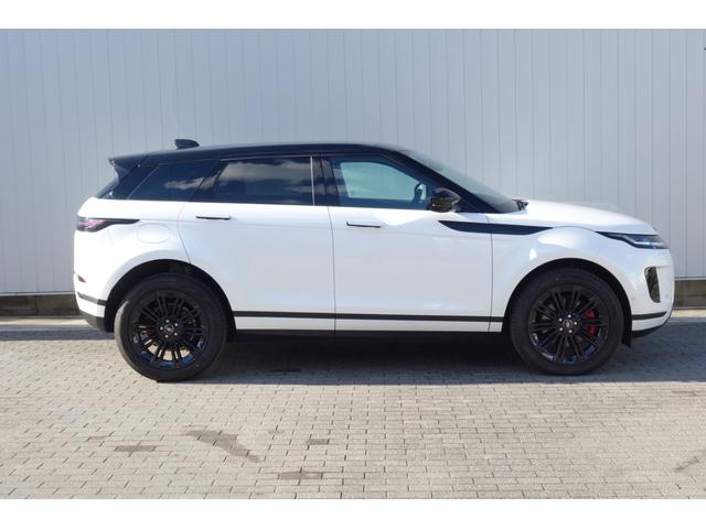 �I�t���[�h���\�������Ȃ�����A�X�|�[�e�B�ŗD��ȃV���G�b�g�����f�U�C���ł��B���Ƀ����W���[�o�[�́A���O�W���A���[�r�t�u�Ƃ��āA���̃I�t���[�h�ԂƂ͈�����悷�G���K���g���������Ă��܂��B