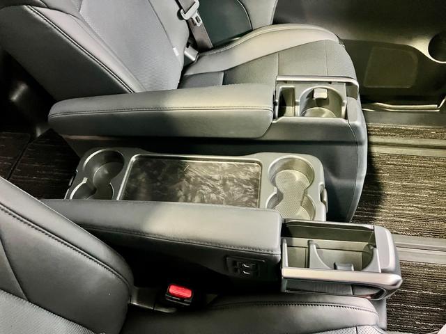 アルファード 2.5S Cパッケージ ワンオーナー車 モデリスタフルエアロ マフラー サンルーフ 3眼LEDヘッドライト デジタルミラー レーダークルーズ 純正10型ナビ 両側電動スライドドア パワーバックドア ドライブレコーダー(40枚目)