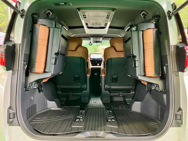 ヴェルファイアハイブリッド Ｚ　プレミア　Ｅ－ＦＯＵＲ　ＧＲエアロ　ワンオーナー車　左右独立ムーンルーフ　茶内装　デジタルインナーミラー　純正１４型ＤＡ　置くだけ充電　パワーバックドア（26枚目）