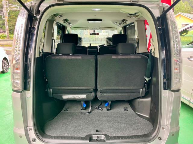 セレナ ハイウェイスター　Ｓ－ハイブリッド　両側電動スライドドア　アルパインビッグＸ８インチナビフルセグＴＶ　アルパインフリップダウンモニター　バックカメラ　スマートキー　８人乗り（8枚目）