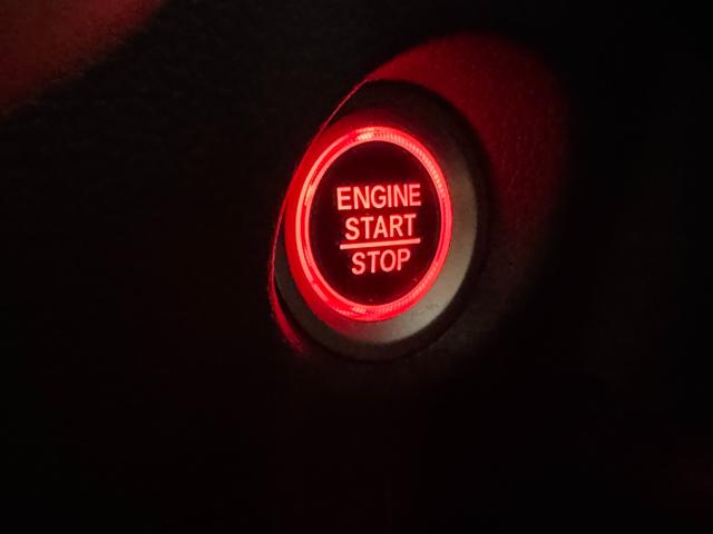 Ｎ－ＢＯＸカスタム Ｌ　ｓｔｒａｄａナビ　ワンセグＴＶ　Ｂｌｕｅｔｏｏｔｈ　ＥＴＣ　バックカメラ　アダプティブクルーズコントロール　左側パワースライド　シートヒーター　ホンダセンシング　ＬＥＤオートライト（19枚目）