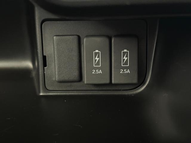 Ｎ－ＢＯＸカスタム Ｌ　ｓｔｒａｄａナビ　ワンセグＴＶ　Ｂｌｕｅｔｏｏｔｈ　ＥＴＣ　バックカメラ　アダプティブクルーズコントロール　左側パワースライド　シートヒーター　ホンダセンシング　ＬＥＤオートライト（24枚目）