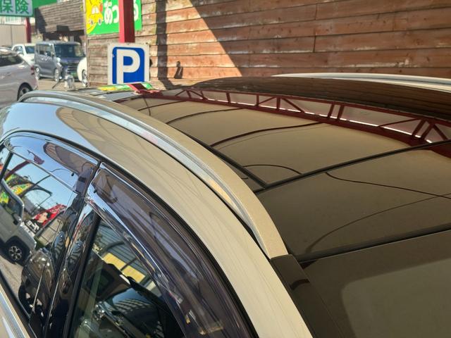 ＧＬＡクラス ＧＬＡ２２０　４マチック　黒革シート　サンルーフ　純正ナビ　ＥＴＣ　フルセグＴＶ　Ｂｌｕｅｔｏｏｔｈ　バックカメラ　ドライブレコーダー　ハーマンカードンスピーカー　シートヒーター　キーレスゴー　前後センサー　オートエアコン（11枚目）