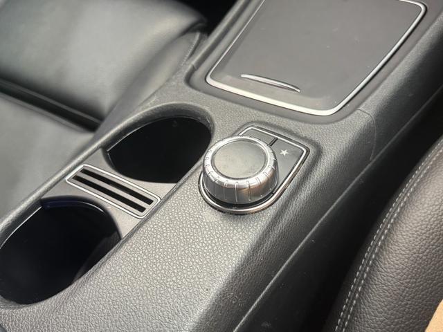 ＧＬＡクラス ＧＬＡ２２０　４マチック　黒革シート　サンルーフ　純正ナビ　ＥＴＣ　フルセグＴＶ　Ｂｌｕｅｔｏｏｔｈ　バックカメラ　ドライブレコーダー　ハーマンカードンスピーカー　シートヒーター　キーレスゴー　前後センサー　オートエアコン（28枚目）