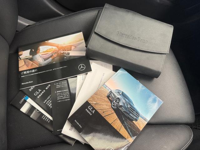 ＧＬＡクラス ＧＬＡ２２０　４マチック　黒革シート　サンルーフ　純正ナビ　ＥＴＣ　フルセグＴＶ　Ｂｌｕｅｔｏｏｔｈ　バックカメラ　ドライブレコーダー　ハーマンカードンスピーカー　シートヒーター　キーレスゴー　前後センサー　オートエアコン（33枚目）