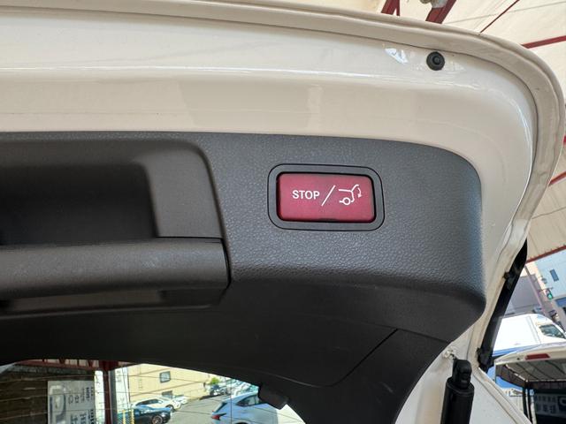 ＧＬＡクラス ＧＬＡ２２０　４マチック　黒革シート　サンルーフ　純正ナビ　ＥＴＣ　フルセグＴＶ　Ｂｌｕｅｔｏｏｔｈ　バックカメラ　ドライブレコーダー　ハーマンカードンスピーカー　シートヒーター　キーレスゴー　前後センサー　オートエアコン（34枚目）