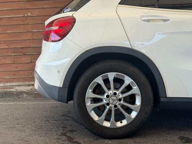 ＧＬＡクラス ＧＬＡ２２０　４マチック　黒革シート　サンルーフ　純正ナビ　ＥＴＣ　フルセグＴＶ　Ｂｌｕｅｔｏｏｔｈ　バックカメラ　ドライブレコーダー　ハーマンカードンスピーカー　シートヒーター　キーレスゴー　前後センサー　オートエアコン（48枚目）