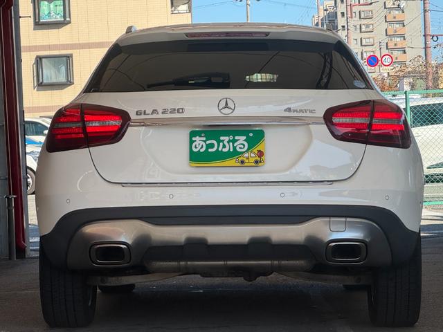 ＧＬＡクラス ＧＬＡ２２０　４マチック　黒革シート　サンルーフ　純正ナビ　ＥＴＣ　フルセグＴＶ　Ｂｌｕｅｔｏｏｔｈ　バックカメラ　ドライブレコーダー　ハーマンカードンスピーカー　シートヒーター　キーレスゴー　前後センサー　オートエアコン（53枚目）