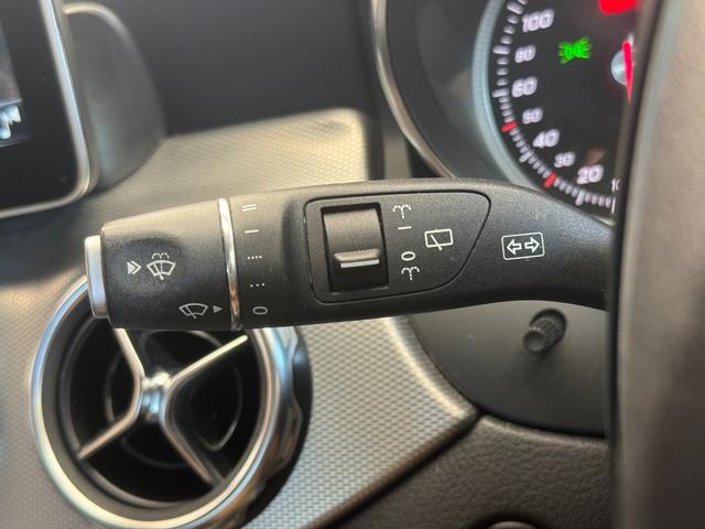 ＧＬＡクラス ＧＬＡ２２０　４マチック　黒革シート　サンルーフ　純正ナビ　ＥＴＣ　フルセグＴＶ　Ｂｌｕｅｔｏｏｔｈ　バックカメラ　ドライブレコーダー　ハーマンカードンスピーカー　シートヒーター　キーレスゴー　前後センサー　オートエアコン（65枚目）