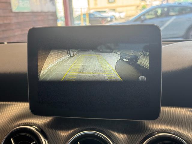 ＧＬＡクラス ＧＬＡ２２０　４マチック　黒革シート　サンルーフ　純正ナビ　ＥＴＣ　フルセグＴＶ　Ｂｌｕｅｔｏｏｔｈ　バックカメラ　ドライブレコーダー　ハーマンカードンスピーカー　シートヒーター　キーレスゴー　前後センサー　オートエアコン（70枚目）