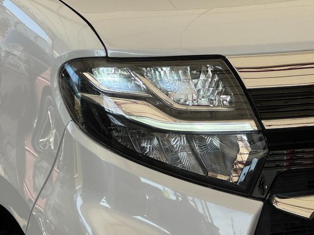 タント カスタムＲＳスタイルセレクション　両側パワスラ　純正ナビ　フルセグ　Ｂｌｕｅｔｏｏｔｈ　全周囲カメラ　ＥＴＣ　ドライブレコーダー　ＴＶキャンセラー　黒革調シートカバー　シートヒーター　オートエアコン　ＬＥＤオートライト　スマートキー（8枚目）