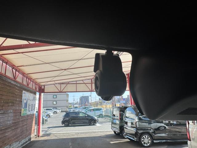 タント カスタムＲＳスタイルセレクション　両側パワスラ　純正ナビ　フルセグ　Ｂｌｕｅｔｏｏｔｈ　全周囲カメラ　ＥＴＣ　ドライブレコーダー　ＴＶキャンセラー　黒革調シートカバー　シートヒーター　オートエアコン　ＬＥＤオートライト　スマートキー（14枚目）