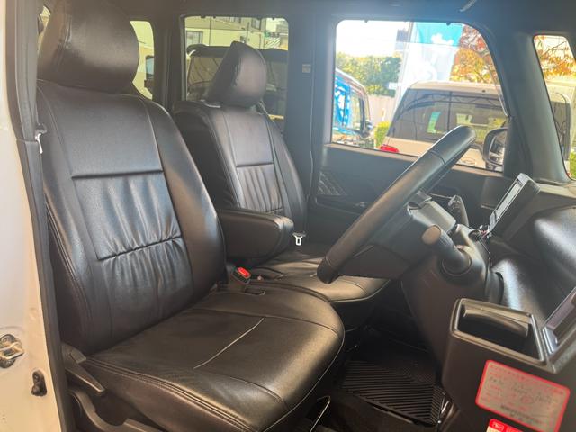 タント カスタムＲＳスタイルセレクション　両側パワスラ　純正ナビ　フルセグ　Ｂｌｕｅｔｏｏｔｈ　全周囲カメラ　ＥＴＣ　ドライブレコーダー　ＴＶキャンセラー　黒革調シートカバー　シートヒーター　オートエアコン　ＬＥＤオートライト　スマートキー（20枚目）