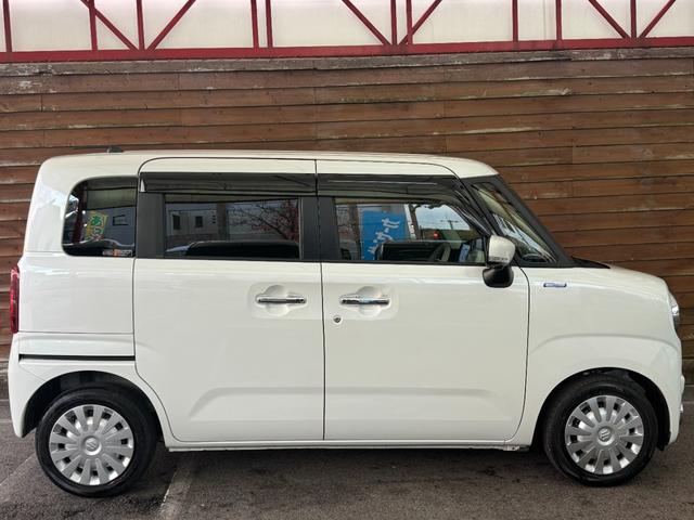 ワゴンＲスマイル ハイブリッドＸ　両側電動スライドドア　純正９インチナビ　全周囲カメラ　フルセグ　Ｂｌｕｅｔｏｏｔｈ　ヘッドアップディスプレイ　運転席シートヒーター　オートエアコン　アダプティブクルーズ　障害物センサー　フロアマット（43枚目）