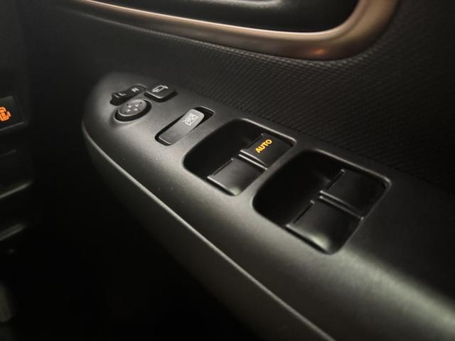 ワゴンＲスマイル ハイブリッドＸ　両側電動スライドドア　純正９インチナビ　全周囲カメラ　フルセグ　Ｂｌｕｅｔｏｏｔｈ　ヘッドアップディスプレイ　運転席シートヒーター　オートエアコン　アダプティブクルーズ　障害物センサー　フロアマット（61枚目）