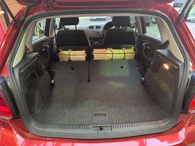 毎日全国のオートオークション会場から厳選した車を仕入れしております！プロの査定士の検査を受けた車を仕入れ、入庫後も社員が１台１台を走行チェックや状態確認・装備確認などを入念に行います。