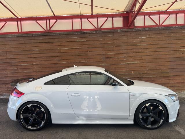 �C�ӕی������Ђɂ��C���������I�o���m���L�x�ȃX�^�b�t�����ē������Ē����܂���