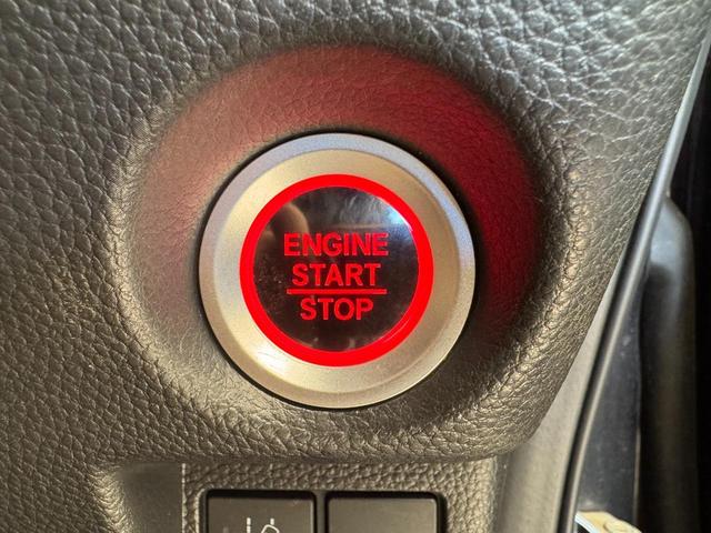 N-BOXカスタム Lターボ 純正ナビ フルセグTV Bluetooth バックカメラ ETC アダプティブクルーズコントロール シートヒーター 両側パワースライド オートエアコン ドアバイザー フロアマット(21枚目)