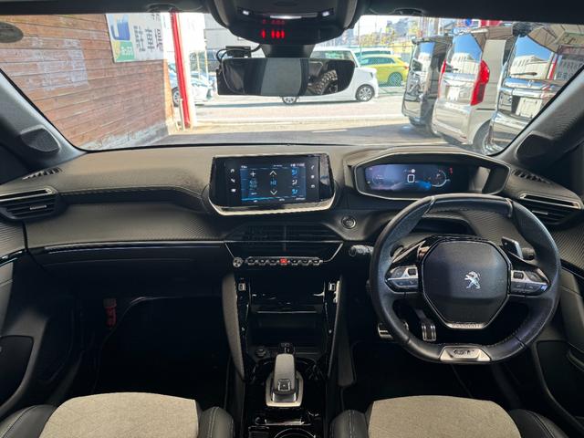 ２０８ ＧＴライン　ディスプレイオーディオ　アップルカープレイ　アンドロイドオート　ミラーリンク　Ｂｌｕｅｔｏｏｔｈ　ＥＴＣ　前後ドラレコ　アダプティブクルーズコントロール　フロアマット　パドルシフト（15枚目）