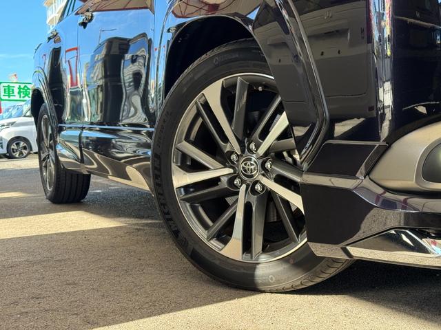 カローラクロス ハイブリッド　Ｚ　モデリスタフルエアロ　メッキガーニッシュ　半革シート　純正ナビ　フルセグＴＶ　Ｂｌｕｅｔｏｏｔｈ　ＤＩＳＣ　バックカメラ　ＥＴＣ　前後ドラレコ　パワートランク　シートヒーター　パワーシート（10枚目）