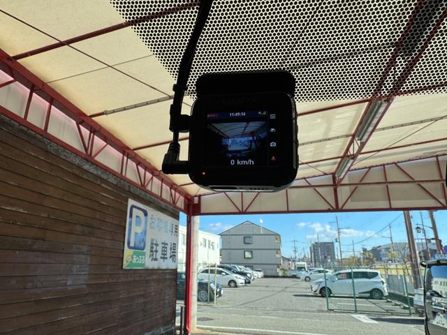 カローラクロス ハイブリッド　Ｚ　モデリスタフルエアロ　メッキガーニッシュ　半革シート　純正ナビ　フルセグＴＶ　Ｂｌｕｅｔｏｏｔｈ　ＤＩＳＣ　バックカメラ　ＥＴＣ　前後ドラレコ　パワートランク　シートヒーター　パワーシート（17枚目）