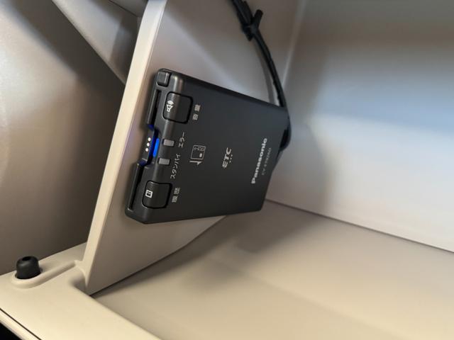 Ｎ－ＢＯＸ ベースグレード　ワンオーナー　ｓｔｒａｄａナビ　フルセグＴＶ　Ｂｌｕｅｔｏｏｔｈ　バックカメラ　前後ドラレコ　ＥＴＣ　左側パワースライド　アダプティブクルーズコントロール　ＬＥＤオートライト　オートエアコン（16枚目）