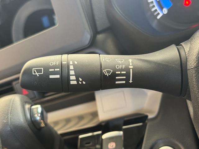 デリカミニ Ｔ　プレミアム　４ＷＤ　ターボ　両側パワスラ　デジタルインナーミラー　全周囲カメラ　アダプティブクルーズコントロール　半革シート　シートヒーター　ハンドルヒーター　オートエアコン　ＬＥＤオートライト　スマートキー（65枚目）