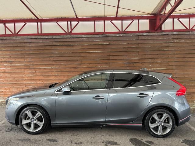 ���[���N���[�j���O�����X�܂��Y��ɂ��Ă��n�����Ă��܂��B���X�̎Ԃ̃N�I���e�B�Ɣ�r���Ă��������I�X���ɂ��q�l�̗V��Œ�����X�y�[�X������܂��􂲂�����肨�ԑI�т��o���܂���