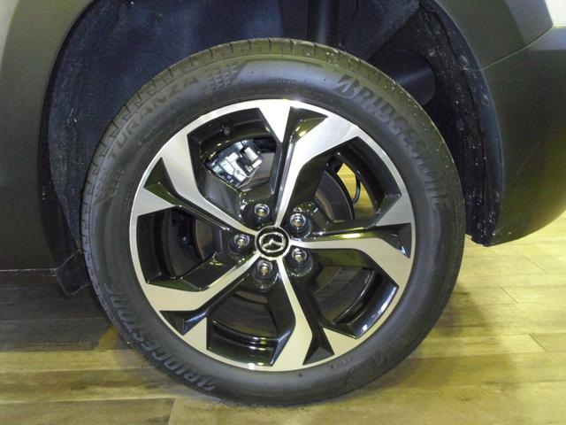 ＭＸ－３０ロータリーＥＶ ナチュラルモノトーン　アイアクティブセンス　アクティブドライビングディスプレイ　ＬＫＡ　ＡＣＣ　ＢＳＭ　ＢＯＳＥサウンド　８．８ｉｎセンターディスプレイ　３６０度モニタ　フルセグ　パークセンサー　前席シートヒーター（15枚目）