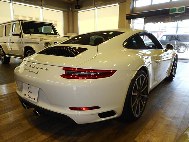 ９１１ ９１１カレラＳ　右Ｈ　ＰＤＫ　スポーツクロノＰ　スポーツエグゾースト　ＰＡＳＭ　純２０ｉｎカレラクラシックＡＷ　カラークレストセンターキャップ　黒革　前席シートヒーター　電格ミラー　純ＰＣＭナビ　Ｂカメラ　記録簿（8枚目）