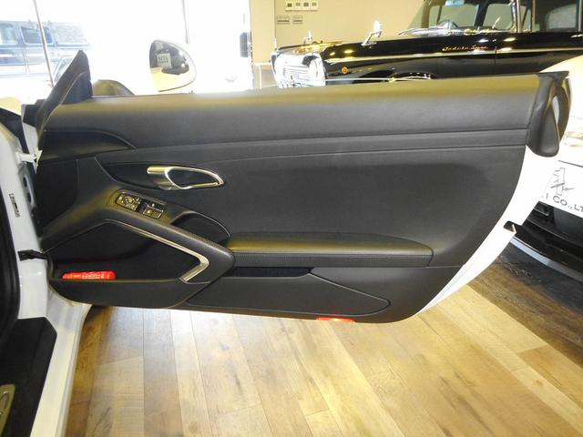 ９１１ ９１１カレラＳ　右Ｈ　ＰＤＫ　スポーツクロノＰ　スポーツエグゾースト　ＰＡＳＭ　純２０ｉｎカレラクラシックＡＷ　カラークレストセンターキャップ　黒革　前席シートヒーター　電格ミラー　純ＰＣＭナビ　Ｂカメラ　記録簿（42枚目）