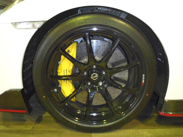 ＧＴ－Ｒ ニスモ　ＮＩＳＭＯスポーツリセッティング　カーボンボンネット＆トランク＆エアロ　専用レカロシート　ロベルタリフターシステム（Ｆ＆Ｒ）　ＢＯＳＥサウンド　純ナビＴＶ　Ｂモニタ　純ＲＡＹＳ製２０ｉｎＡＷ（23枚目）