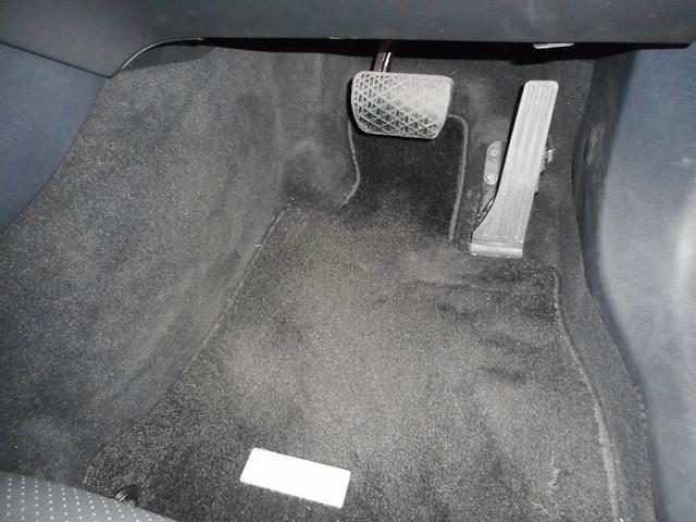 ＧＬＣ ＧＬＣ２２０ｄ　４マチック　スポーツラインエディシン　特別仕様車　パノラマＳＲ　ＡＭＧスタイリングＰ　ＡＭＧ１９ｉｎＡＷ　レザーＡＲＴＩＣＯシート　ハンズフリーＰバックドア　ＭＢＵＸ　３６０度カメラ　フルセグ　ＲＳＰ　前席Ｐシート＆シートヒーター　記録簿（35枚目）