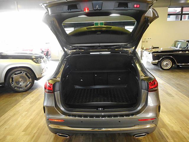 ハンズフリーパワーバックドア