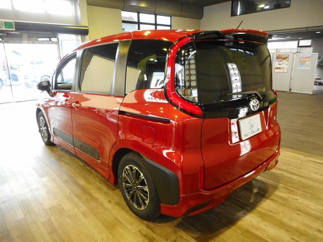 シエンタ ハイブリッドZ 7人乗り モデリスタエアロ&15inAW 純10.5inナビTV パノラマモニタ 純前後ドラレコ コンフォートP 両側Pスライド Cソナー セーフティセンス 前席シートH AC電源 ETC 記録簿(8枚目)