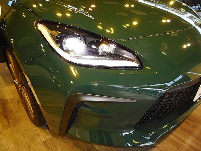 ＧＲ８６ ＲＺ　リッジグリーンリミテッド　２００台限定　ＡＴ車　１オーナー　専用ブロンズ１８ＡＷ＆ハーフ革調スポーツシート　ｂｒｅｍｂｏディスクブレーキ　ＳＡＣＨＳアブソーバー　ＧＲメンバーブレース＆パフォーマンスダンパー　純ナビ　Ｂモニタ（16枚目）