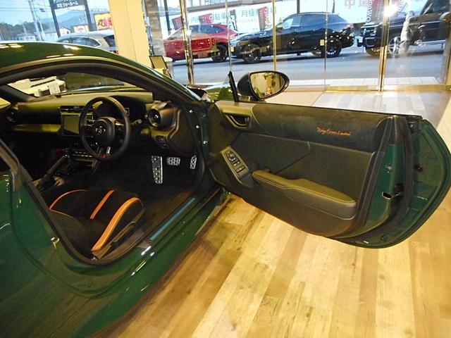 ＧＲ８６ ＲＺ　リッジグリーンリミテッド　２００台限定　ＡＴ車　１オーナー　専用ブロンズ１８ＡＷ＆ハーフ革調スポーツシート　ｂｒｅｍｂｏディスクブレーキ　ＳＡＣＨＳアブソーバー　ＧＲメンバーブレース＆パフォーマンスダンパー　純ナビ　Ｂモニタ（42枚目）