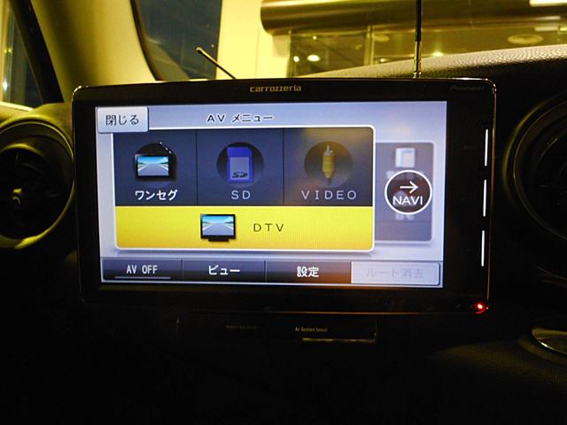 ＭＩＮＩ クーパーＳ　６速ＭＴ　ワンオーナー　ホワイトルーフ　クロームラインエクステリア　イングリッシュオーク調トリム　ウッド＆レザースポーツステアリング　カロッツェリアナビＴＶ　純１７ＡＷ　キセノン　ＥＴＣ　記録簿（21枚目）