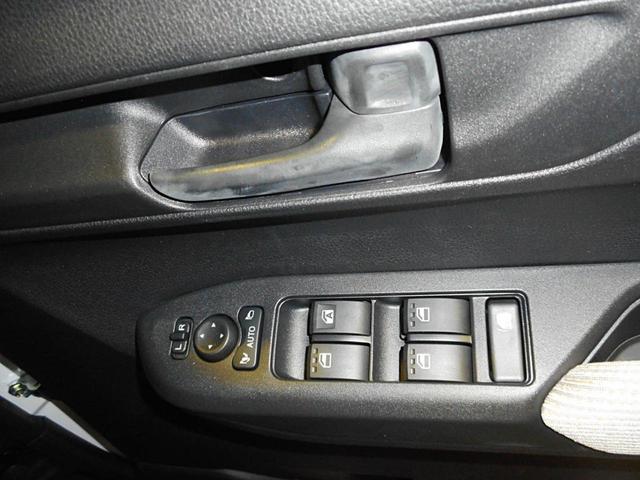 ムーヴ Ｘ　届出済未使用車　左側電動スライドドア　スマートアシスト　純正ナビ装着用アップグレードパック　バックカメラ　コンフォータブルパック　前席シートヒーター　ＬＫＡ　キーフリー（35枚目）