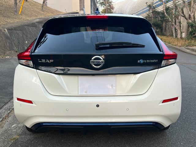 リーフ ｅ＋　Ｘ　プロパイロット＋ＢＳＷ＋ＢＳＩ＋ＲＣＴＡ＋ＬＩ＋ＤＡ＋アラモニ＋ミラー＋スイッチ＋Ｐブレーキ寒地仕様＋後席ヒータ後席吹出口＋ヒーターミラー（7枚目）