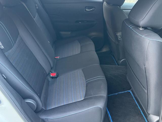 リーフ ｅ＋　Ｘ　プロパイロット＋ＢＳＷ＋ＢＳＩ＋ＲＣＴＡ＋ＬＩ＋ＤＡ＋アラモニ＋ミラー＋スイッチ＋Ｐブレーキ寒地仕様＋後席ヒータ後席吹出口＋ヒーターミラー（26枚目）