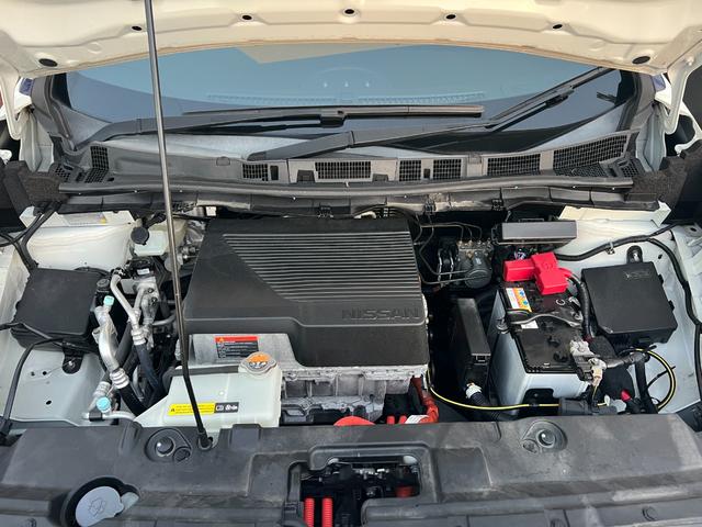 リーフ ｅ＋　Ｘ　プロパイロット＋ＢＳＷ＋ＢＳＩ＋ＲＣＴＡ＋ＬＩ＋ＤＡ＋アラモニ＋ミラー＋スイッチ＋Ｐブレーキ寒地仕様＋後席ヒータ後席吹出口＋ヒーターミラー（57枚目）