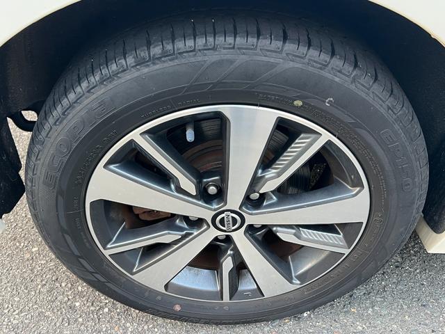 リーフ ｅ＋　Ｘ　プロパイロット＋ＢＳＷ＋ＢＳＩ＋ＲＣＴＡ＋ＬＩ＋ＤＡ＋アラモニ＋ミラー＋スイッチ＋Ｐブレーキ寒地仕様＋後席ヒータ後席吹出口＋ヒーターミラー（58枚目）