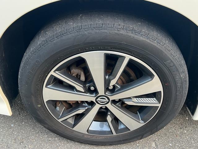 リーフ ｅ＋　Ｘ　プロパイロット＋ＢＳＷ＋ＢＳＩ＋ＲＣＴＡ＋ＬＩ＋ＤＡ＋アラモニ＋ミラー＋スイッチ＋Ｐブレーキ寒地仕様＋後席ヒータ後席吹出口＋ヒーターミラー（60枚目）